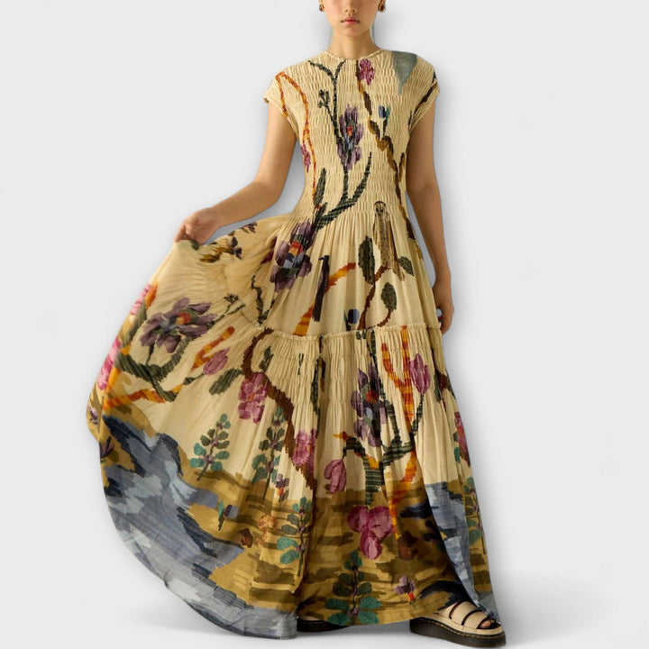 Amanda - Maxi Dress with Pleated Print Design