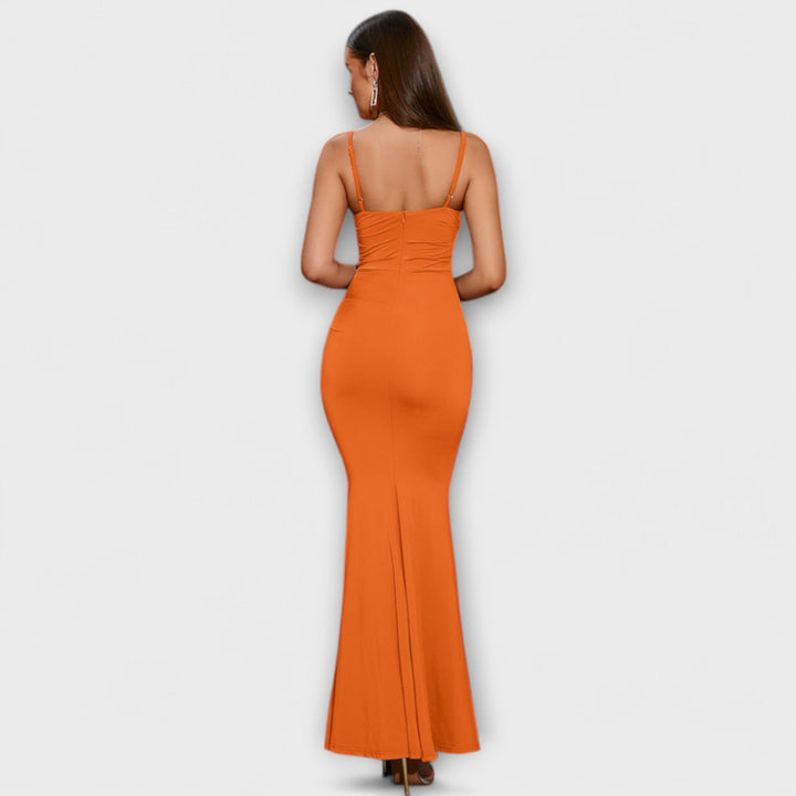 Callie - Elegant Ruffle Dress